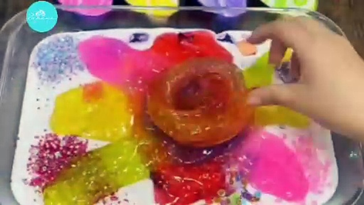 "Super Cute Krumi vs Hello Kitty Slime Battle! 🎀💖✨
