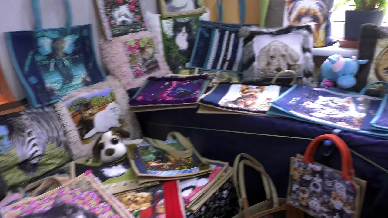 Adventausstellung im Kunstpalast Deutsch  Wagram