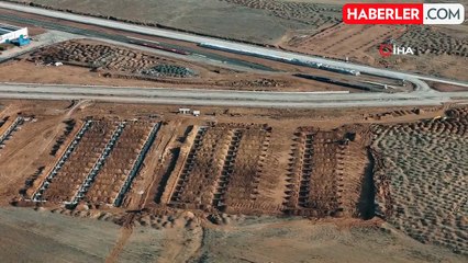 Türkiye'nin ilk raylı OSB'sinde fabrikalar yükseliyor