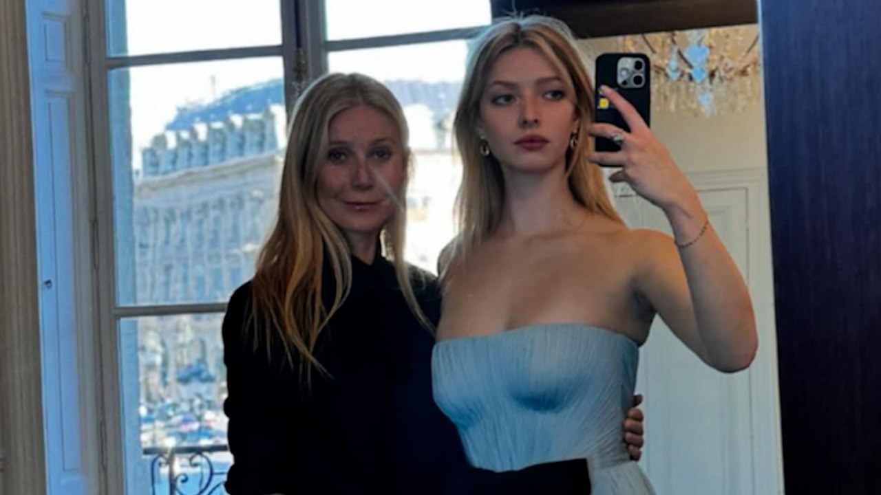 Gwyneth Paltrow: su imperio de bienestar sexual cae y su hija triunfa en el baile de debutantes