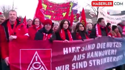 Volkswagen'de 10 bin işçi greve gitti