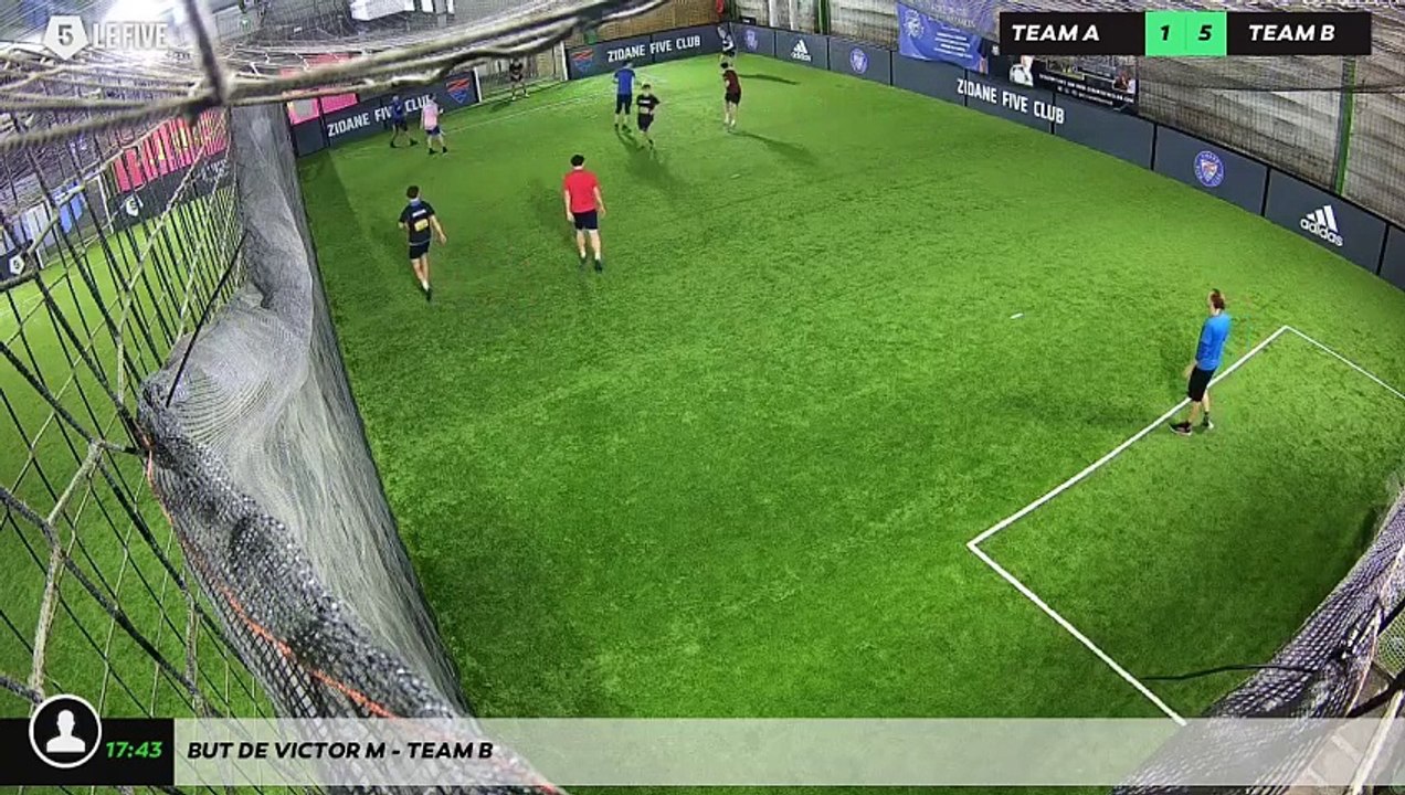 But de Victor M - Team B