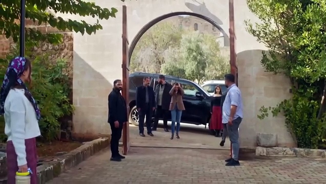 مسلسل المدينة البعيدة 4 الرابعة مترجمة القسم 2