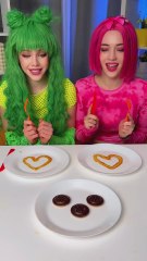 Watch this sibling dessert war 🍪👊  Who wins this fight?