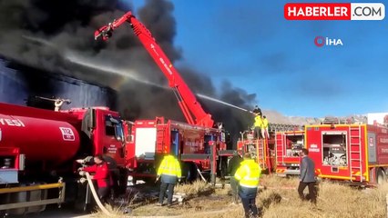 Niğde'de Çerçeve Üreten Fabrikada Yangın Çıktı
