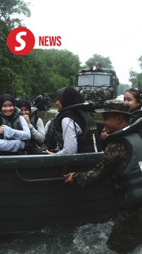 Allow SPM candidates affected by floods to sit for different sessions, says Indera Mahkota MP