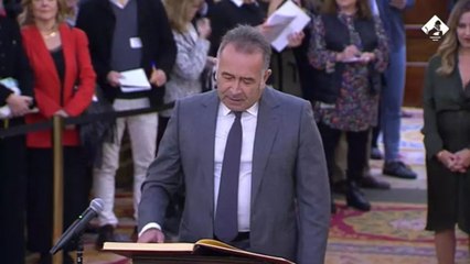 El nuevo consejero de Junts en RTVE, 'Mikimoto', evita acatar la Constitución en la toma de posesión