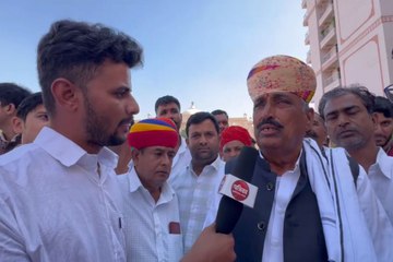 खींवसर के विधायक रेवंतराम डांगा ट्रैक्टर से पहुंचे विधानसभा, सुने विधायक की जुबानी...