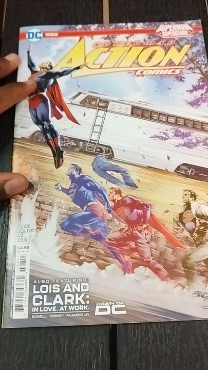 unboxing comics 15
