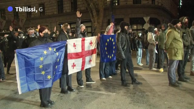 Crise en Géorgie : des milliers de manifestants pro-UE pour la cinquième soirée consécutive