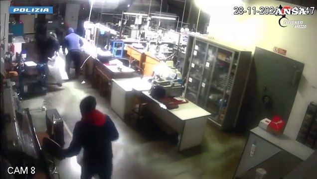 Furti nelle ditte orafe ad Arezzo, due le persone fermate