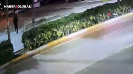 Çocuklar arasında pes dedirten anlar: Biri kurşunladı diğeri video çekti