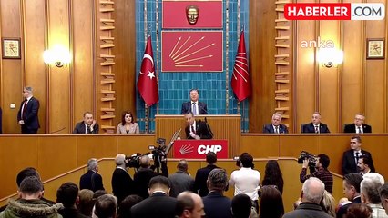 CHP Grup Toplantısı... Özgür Özel'den Valizle Para Hesabı: "Ülkeyi Bu Hale Getirenler Bizi Kendi Gündemlerine Mahkum Edemezler.