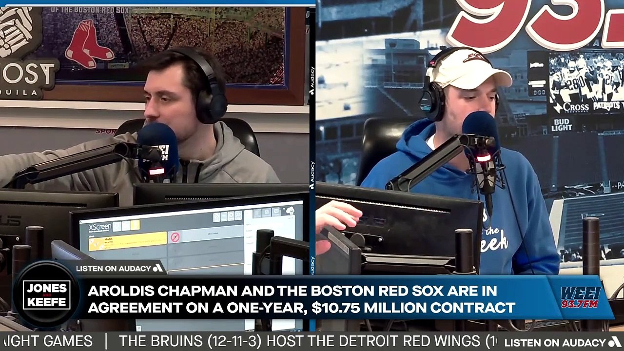 Jones & Keefe: Aroldis Chapman signs with the Red Sox