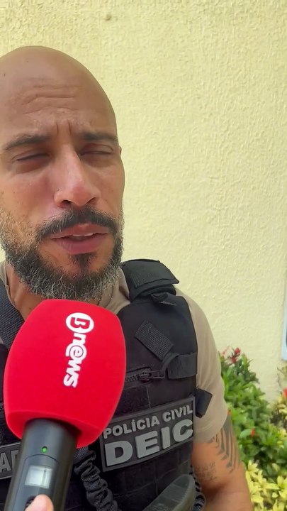 Polícia Civil faz operação e apreende sapatos em quiosque de Salvador