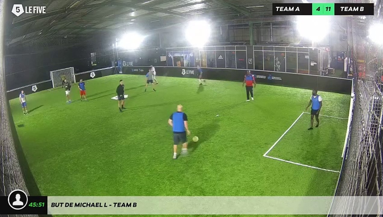 But de Michael L - Team B