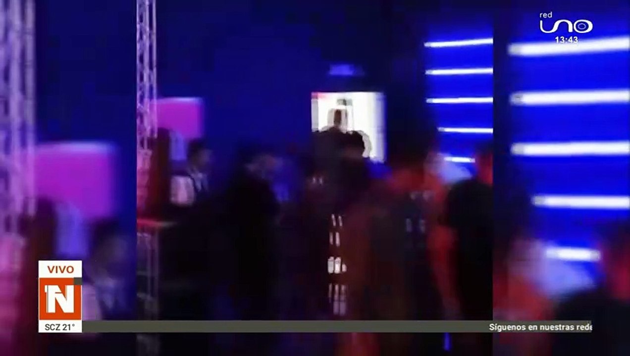Encerrados en una discoteca