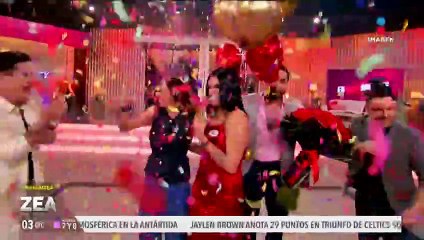 Enamorándonos: Pablo sorprende a Azul con un beso