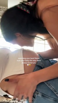 Woman loves her best friend s baby the way she loves her best friend!