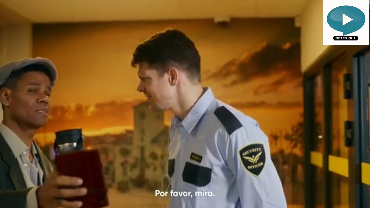 Es confundido como mendigo drama en latino