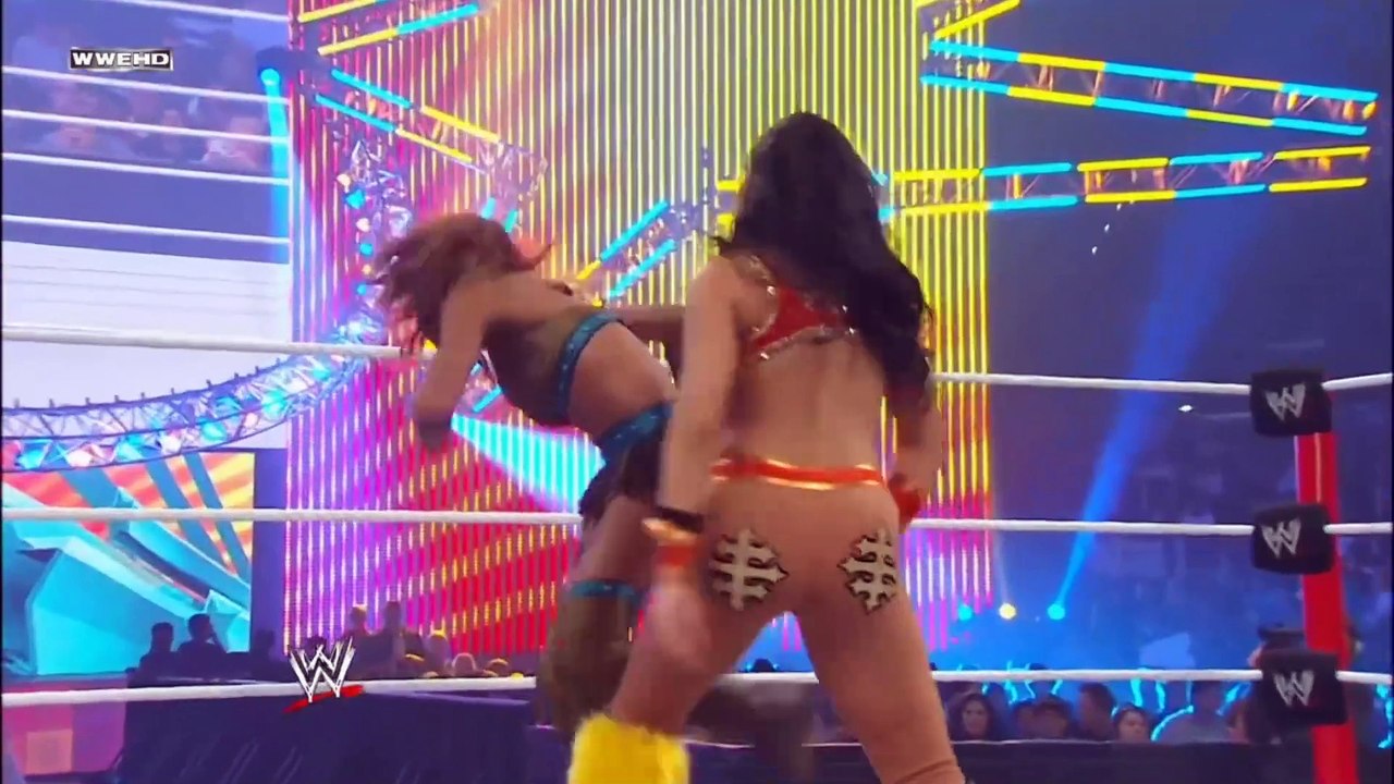 Melina vs. Alicia fox : Divas Championship Match - SummerSlam 2010
