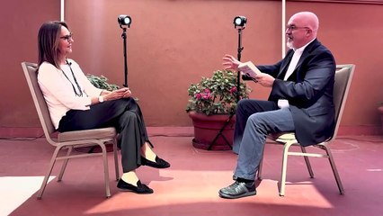 María Dueñas, autora de "El tiempo entre costuras" | En 15