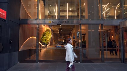 CBA pauses plan to charge customers for cash withdrawals