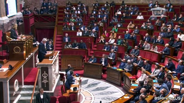 Francia, Barnier chiede riflesso responsabilit? su mozione sfiducia