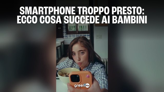 Smartphone troppo presto: ecco cosa succede ai bambini
