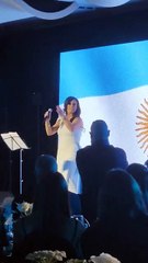 Milei ganó Natasha Owens