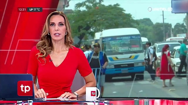 Destrozas vidrios de un vehículo en el Plan Tres Mil en medio del paro de micreros