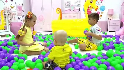 Diana and Oliver - Funny Little Brother Stories