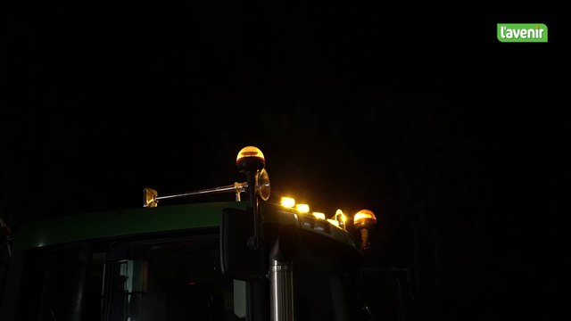 Blocage des frontières par les agriculteurs : Les premiers tracteurs en route vers Hensies