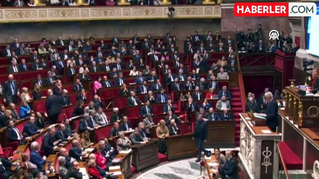 Fransa'da hükümet neden düştü? Fransa'da hükümet mi düştü? Fransa'da neler oluyor?