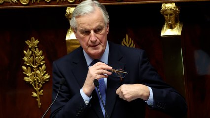 Des discours des chefs de groupe au résultat du vote : retour sur la journée qui a renversé Barnier