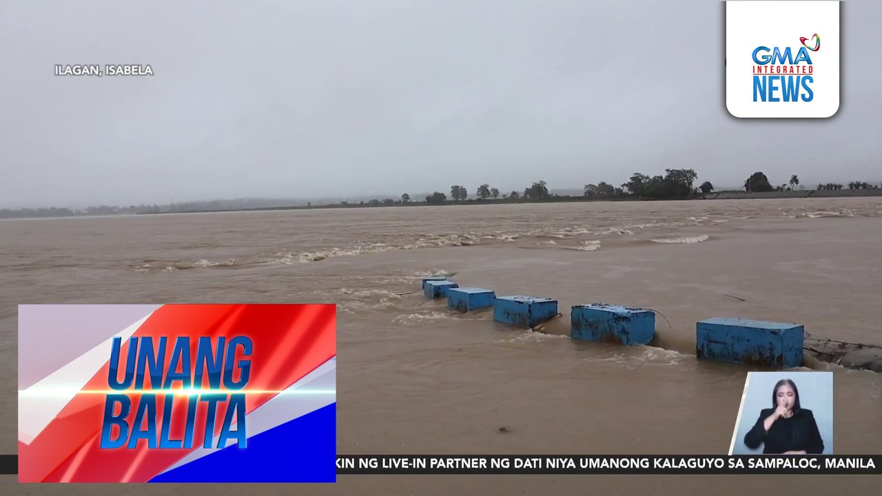 Ilog, umapaw sa Baculod Overflow Bridge dahil sa malakas na ulan | Unang Balita