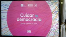 “Hay que defender a la democracia por encima de todo”, advirtió la filósofa Adela Cortina