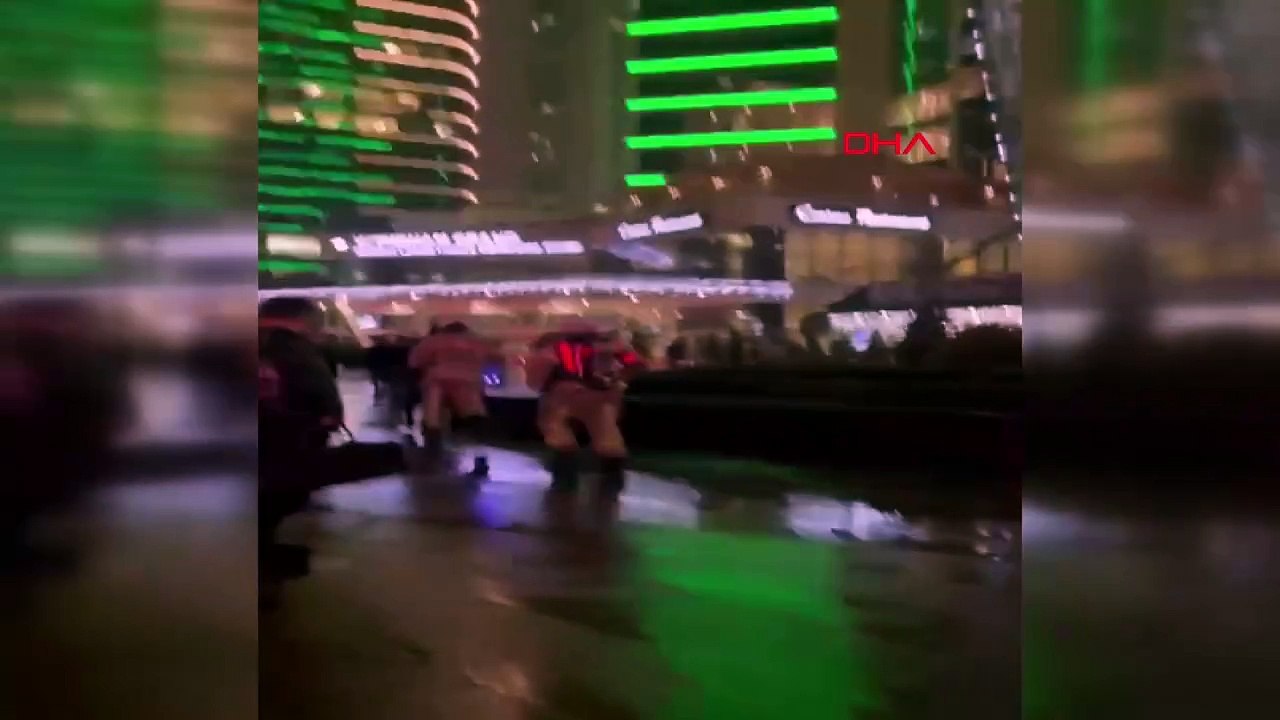 Şişli'deki AVM'de yangın paniği