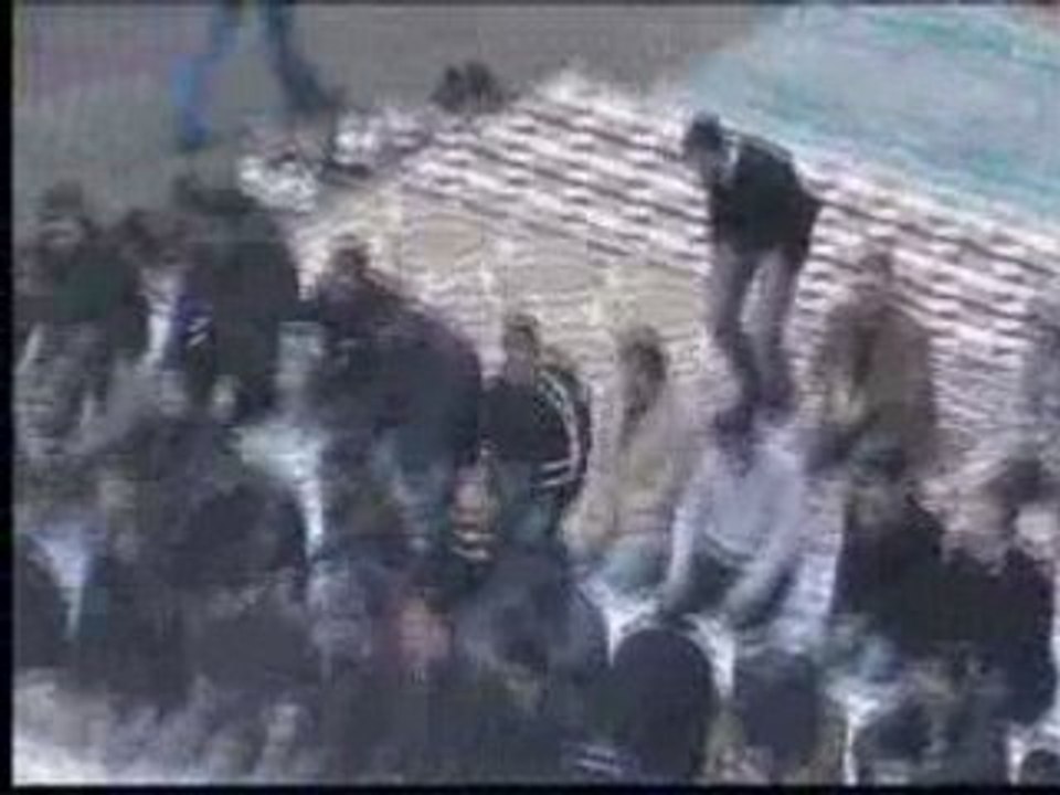 Après la fermiture de la salle de priére a Antony