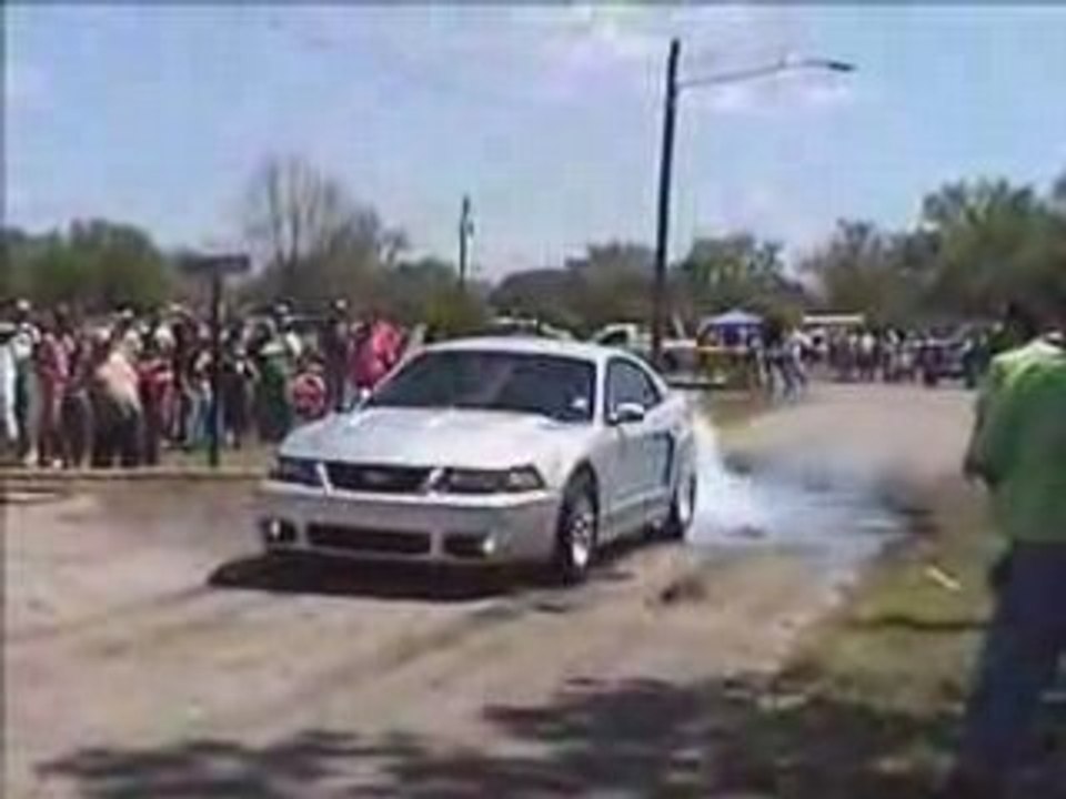 Ford Mustang Burnout