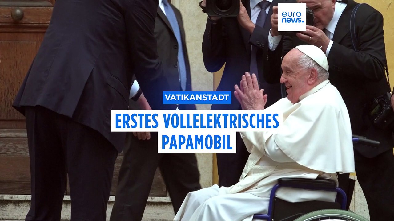 Neues Papstmobil vorgestellt