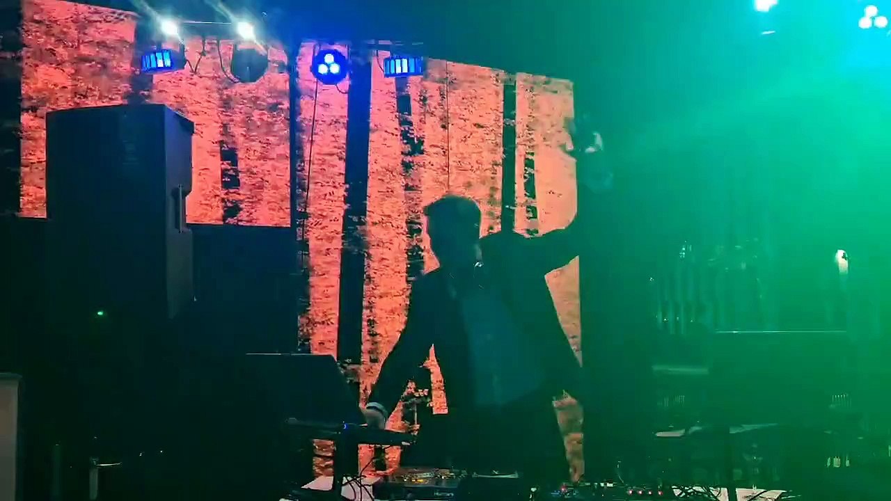 Wien Dez 2024 WU Mensa Party