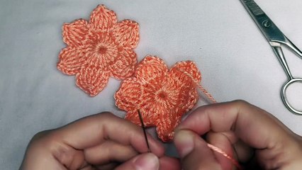 Crochet flower tutorial \how to remove unwanted yarn