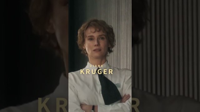 Envolez-vous au dessus des montagnes avec #SaintEx 🛫🗻 #louisgarrel #dianekruger #vincentcassel