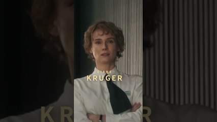 Envolez-vous au dessus des montagnes avec #SaintEx 🛫🗻 #louisgarrel #dianekruger  #vincentcassel