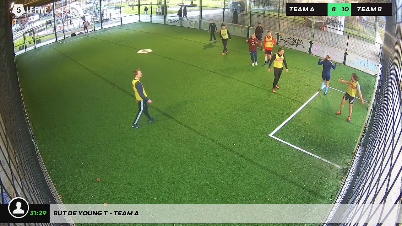 But de Young T - Team A