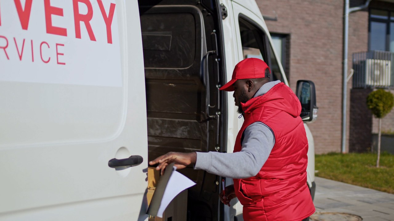 Leeds: What are your experiences of getting parcels delivered?