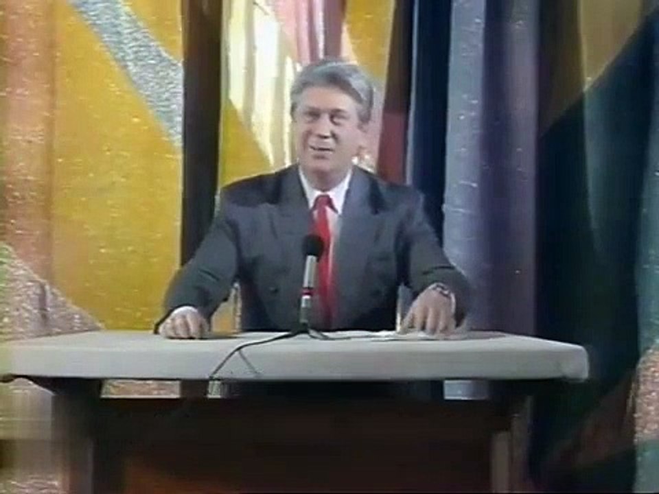 Владимир Винокур озвучивает «Программу передач».  1991 год