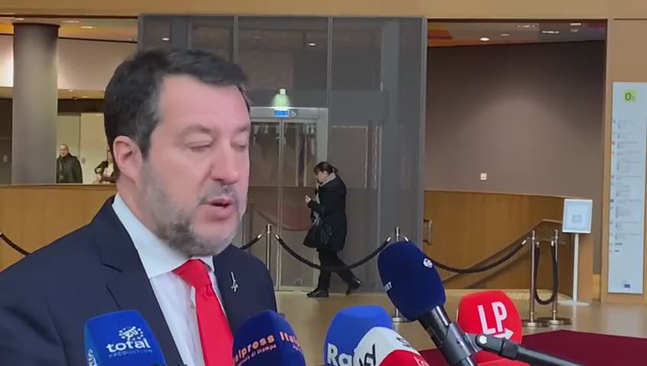 Unicredit-Banco Bpm, Salvini: "Usare golden power, decide Giorgetti non Tajani"