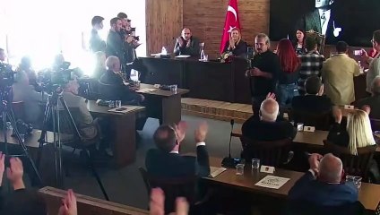 Edirne Belediye Başkanı Filiz Gencan Akın: Hukuksuzca belediyeyi bastılar